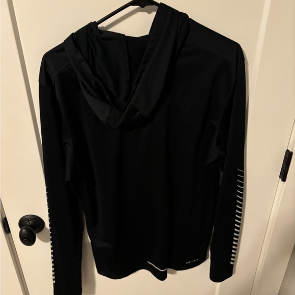 Nike Hoodied Long Sleeve - Picture 3 of 3